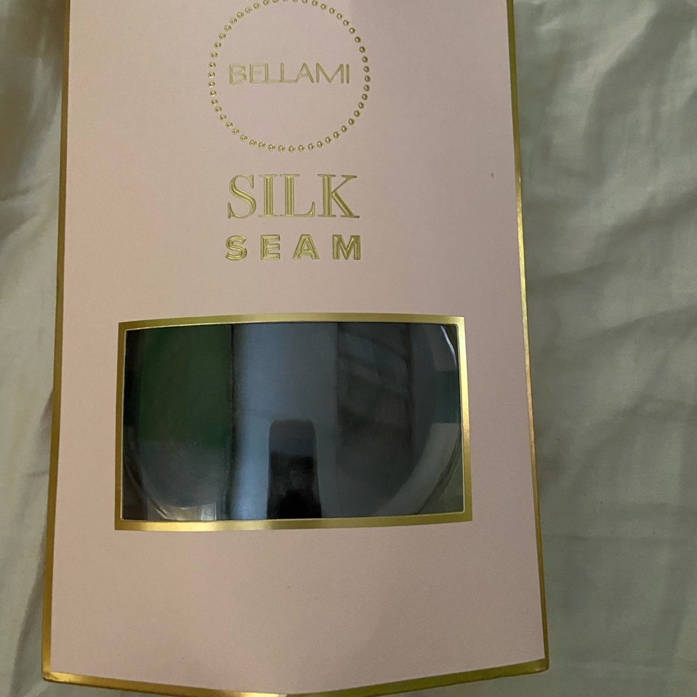 Bellami hair clip in extensions